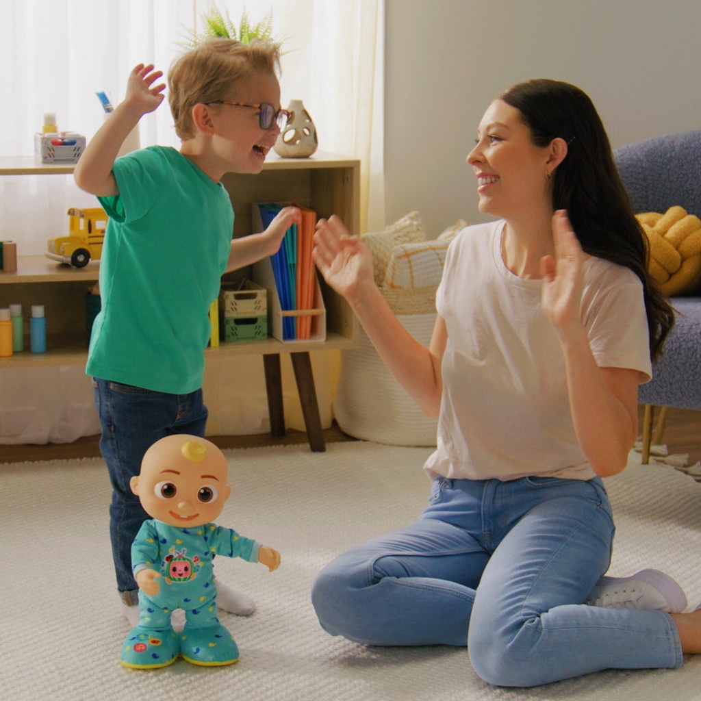 dancing-jj-stills-from-tvc-1_3_-lpr.jpg