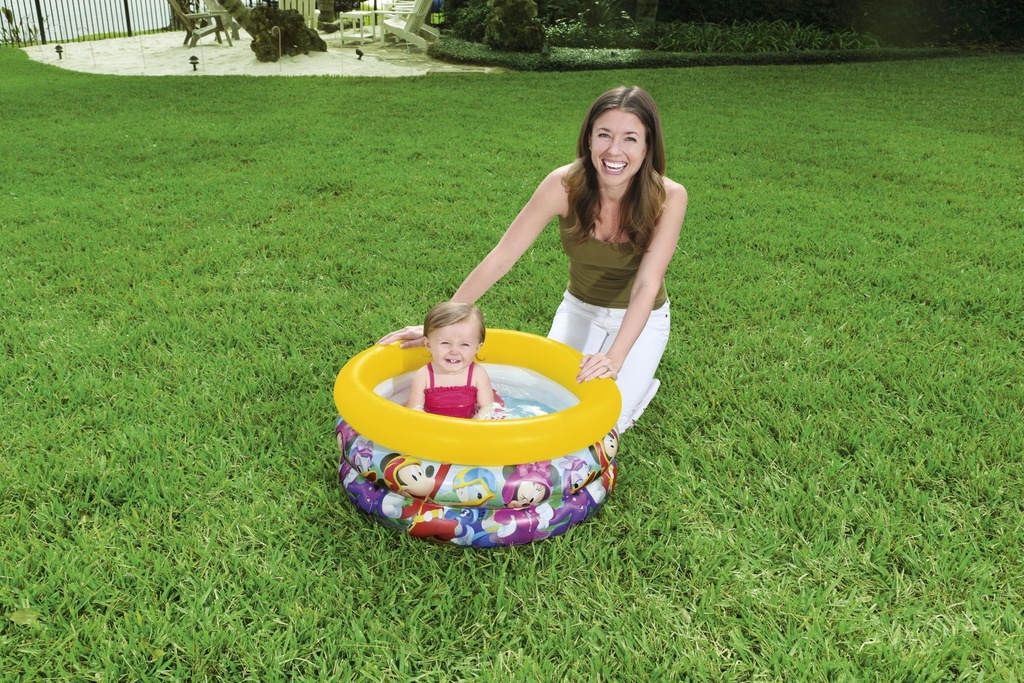 91018XXX19_MMCH_BabyPoolRefresh_0100_16_LS_WEB_PL001_150dpi.jpg